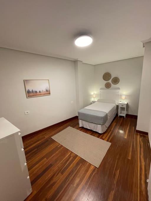 Duplex 122M2, 4 Dormitorios, 2 Banos Completos, Wifi 1Gb Mundaka Bagian luar foto