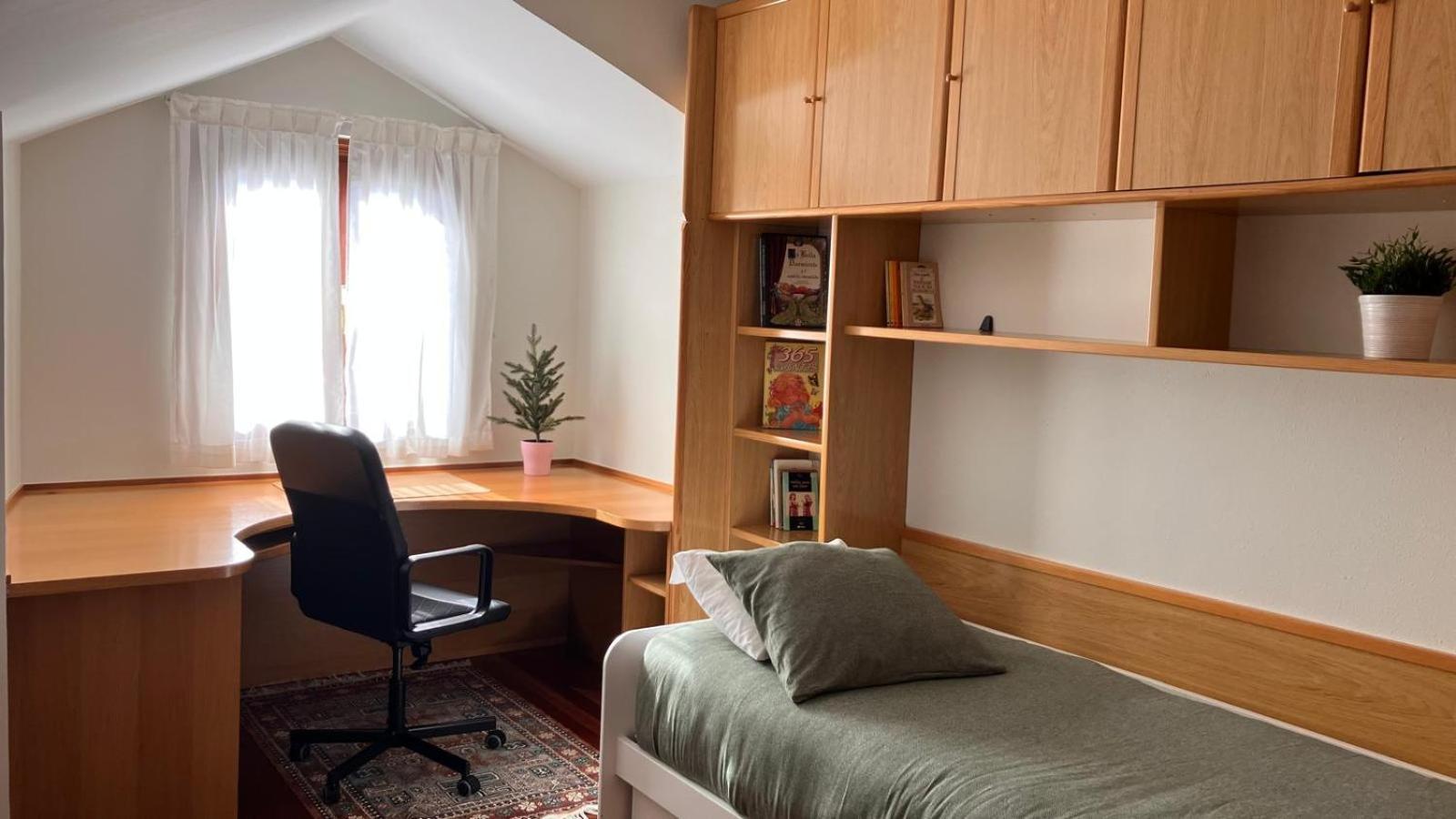 Duplex 122M2, 4 Dormitorios, 2 Banos Completos, Wifi 1Gb Mundaka Bagian luar foto