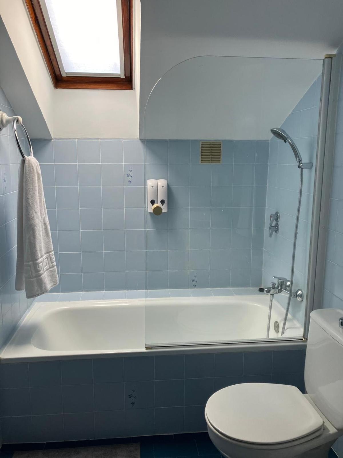 Duplex 122M2, 4 Dormitorios, 2 Banos Completos, Wifi 1Gb Mundaka Bagian luar foto